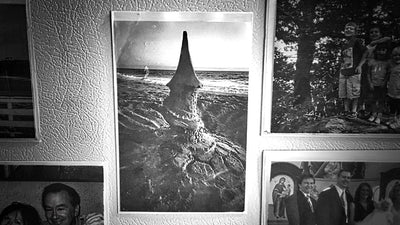Use Of Printed Photos As Inspiration For Sand Art