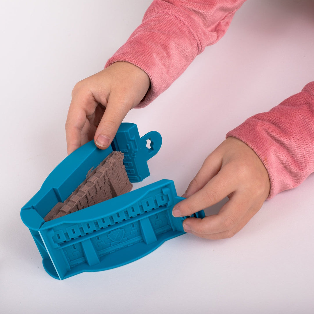 Create A Castle BuildMaster™ Indoor Activity Starter Kit - Create A Castle